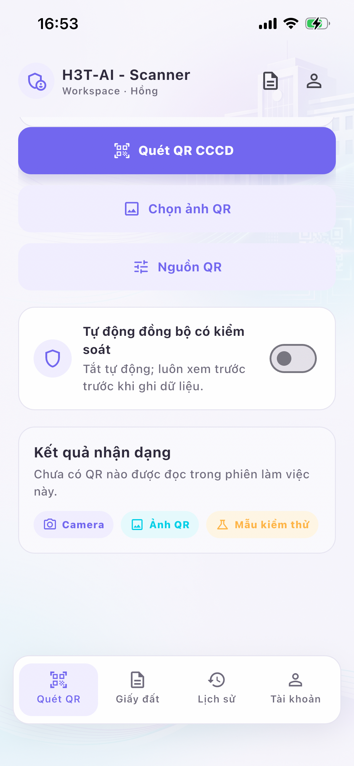 Chọn camera, hình QR hoặc nguồn giấy tờ phù hợp.